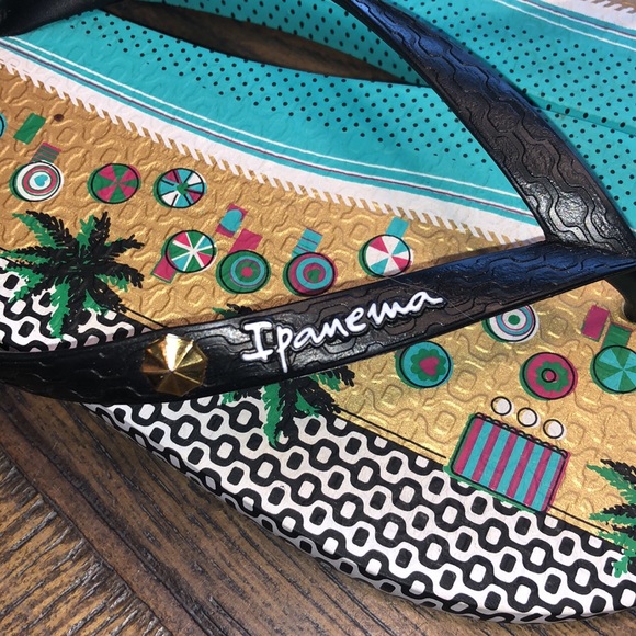 Ipanema Flip Flops - Picture 5 of 12